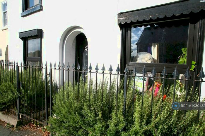 2 Bedroom Flat To Rent In Ground Floor Boughton, Chester, CH3