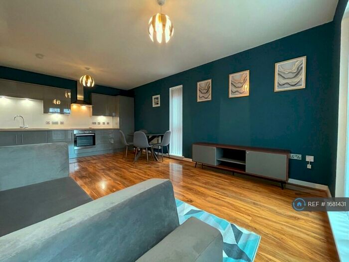 2 Bedroom Flat To Rent In Irwell Building, Manchester, M5