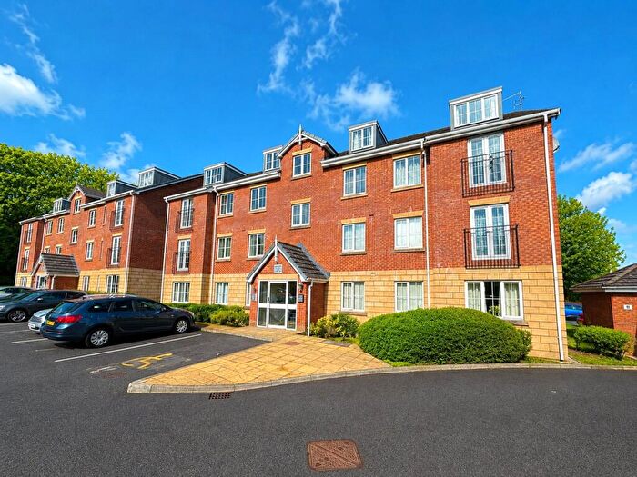 2 Bedroom Apartment To Rent In Canberra Way, Rochdale, Greater Manchester, OL11