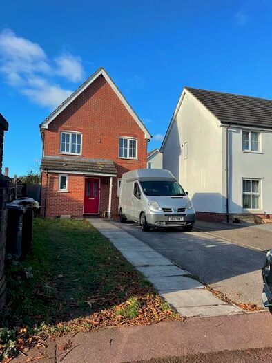 1 Bedroom Detached House To Rent In Hamleton Terrace, Dagenham RM9