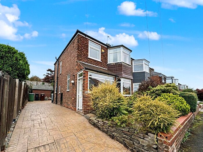 3 Bedroom Semi-detached House For Sale In Ridge Crescent, Whitefield, M45