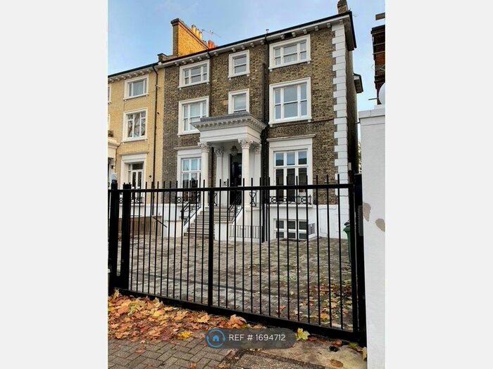 Studio To Rent In Camden Road, London, N7