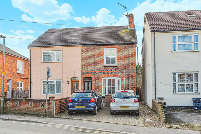 4 Bedroom Semi-Detached House To Rent In Manor Road, Guildford, GU2