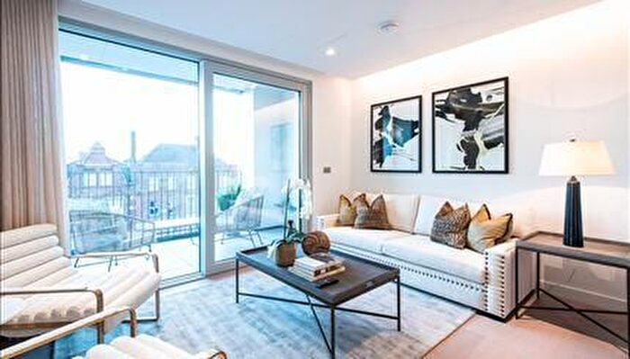 2 Bedroom Flat To Rent In Garrett Mansions, London, W2