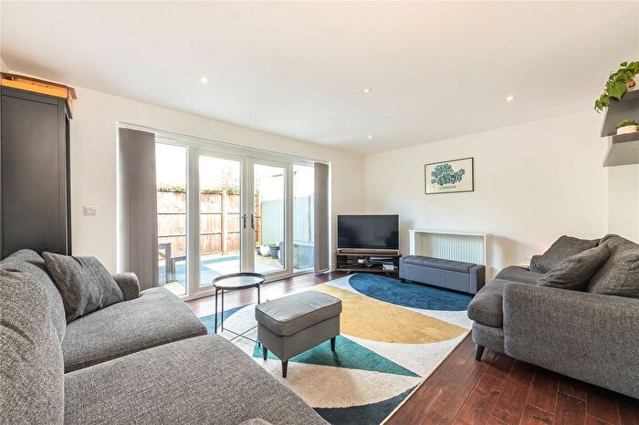 2 Bedroom Terraced House To Rent In Garratt Terrace, London, SW17