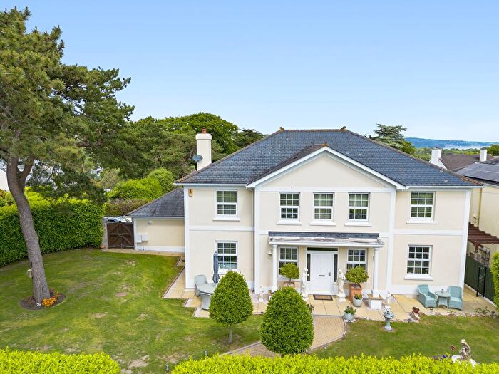 4 Bedroom Detached House For Sale In Oxlea Road, Torquay, TQ1