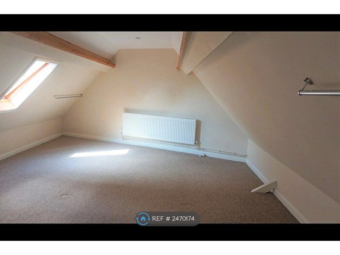 4 Bedroom Flat To Rent In South Street, Crowland, Peterborough, PE6