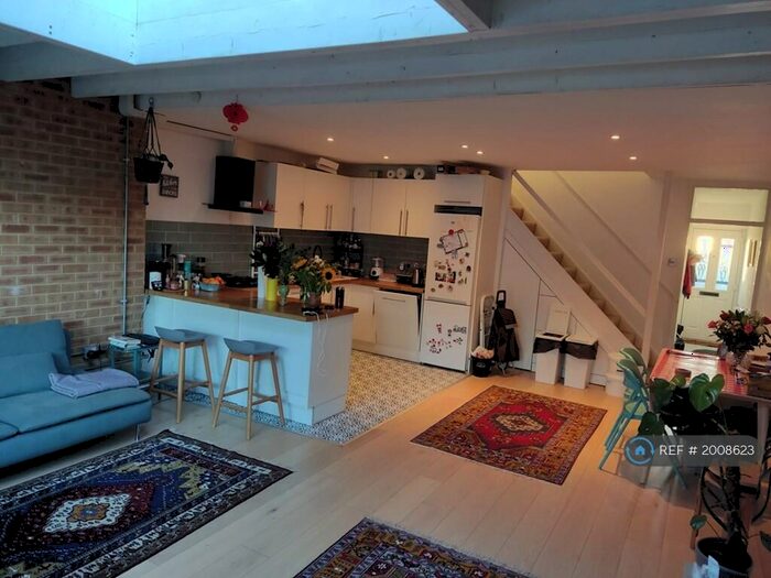 3 Bedroom Terraced House To Rent In Weigall Road, London, SE12