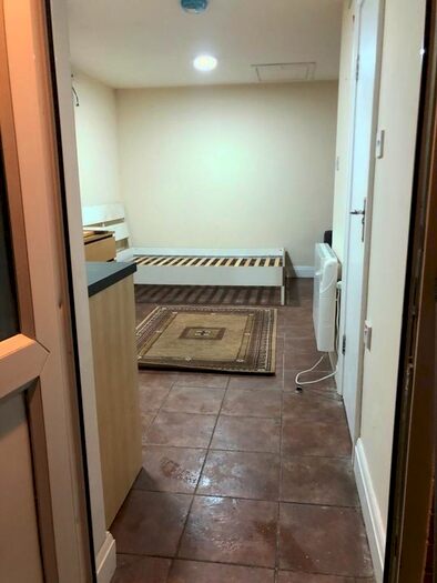 Studio To Rent In Hartington Road, Southall, UB2