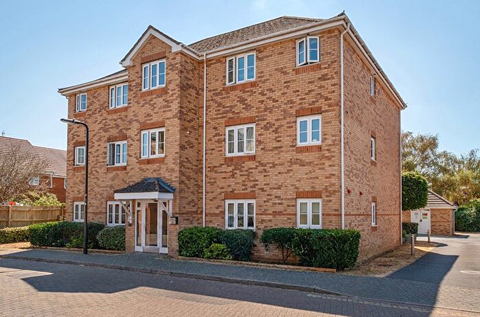 2 Bedroom Flat For Sale In Hoddinott Road, Eastleigh, Hampshire, SO50