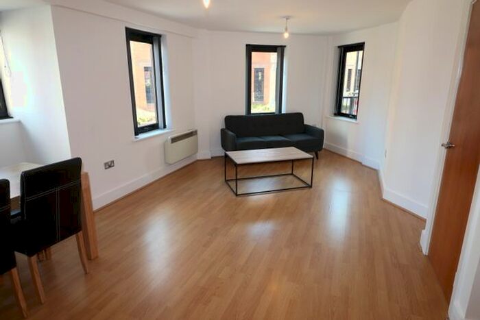 1 Bedroom Flat To Rent In Townsend Way, Birmingham, B1