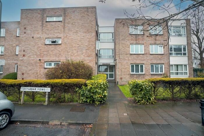 Studio To Rent In Castlebar Mews, London, W5