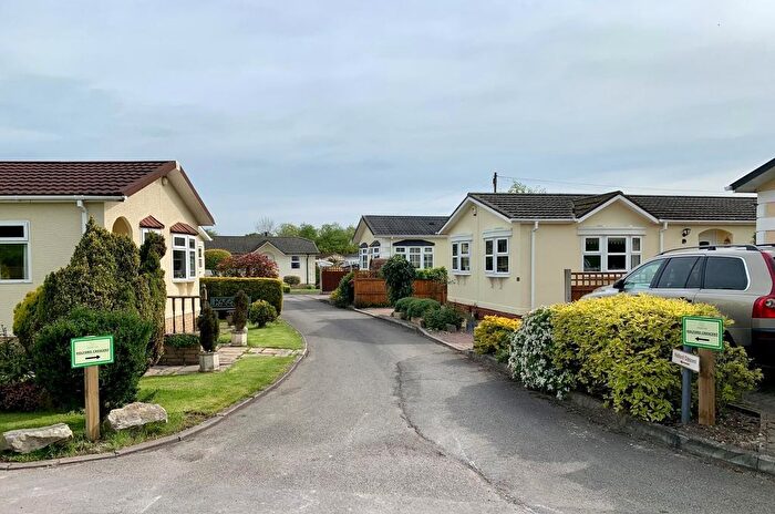 2 Bedroom Park Home For Sale In Eccups Lane, Morely Green Wilmslow, SK9