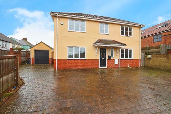 4 Bedroom Detached House For Sale In Station Road, Royal Wootton Bassett, Swindon, SN4