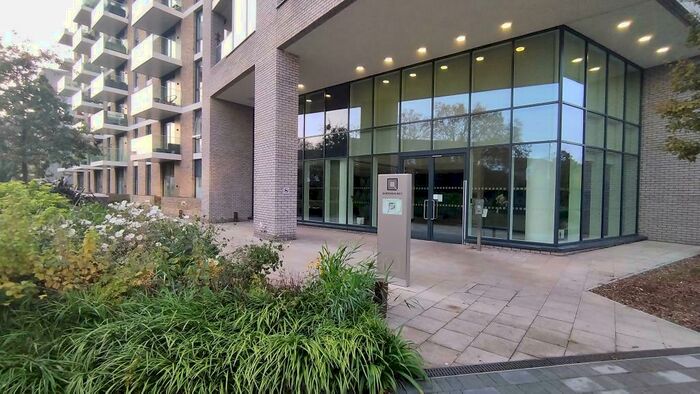 2 Bedroom Apartment To Rent In Queenshurst Square, Kingston Upon Thames, KT2