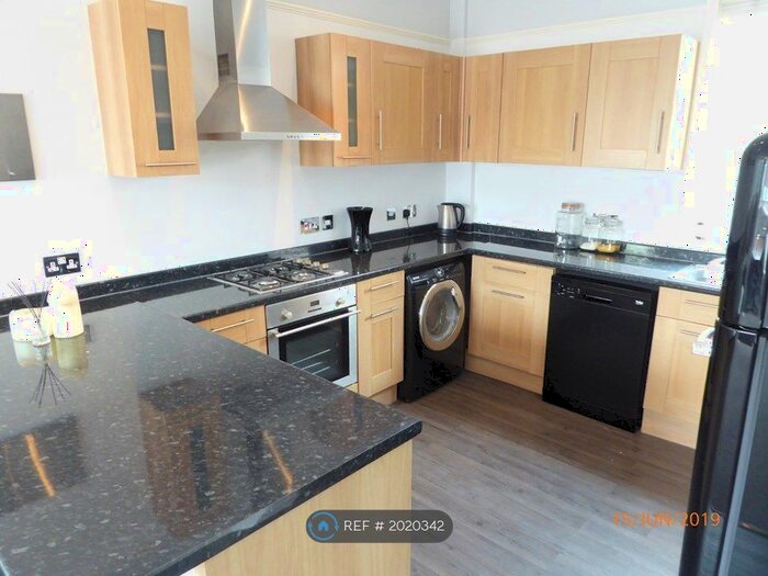 2 Bedroom Flat To Rent In Comerford Road, London, SE4