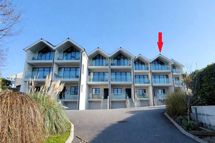 4 Bedroom Terraced House For Sale In The Strand, Porth, Newquay, TR7