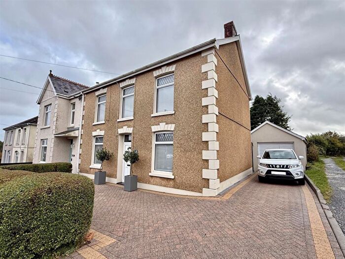3 Bedroom Semi Detached House For Sale In Heol Bryngwili, Cross Hands, Llanelli, SA14