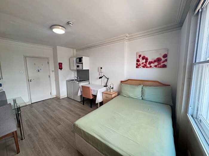 Studio To Rent In Cromwell Road, London, SW7