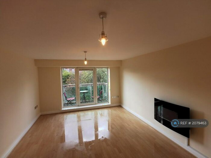 2 Bedroom Flat To Rent In Royal Plaza, Sheffield, S1