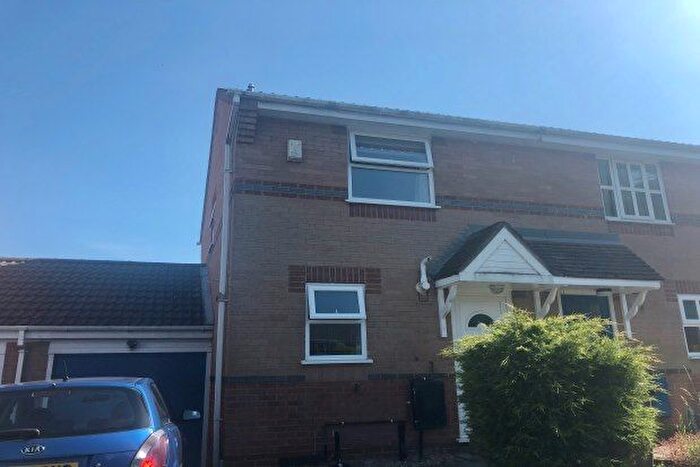 2 Bedroom Semi-Detached House To Rent In Whinchat Avenue, Newton-Le-Willows, WA12