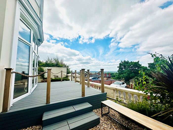 2 Bedroom Apartment To Rent In Park Heights, - The Ropewalk, Nottingham, NG1