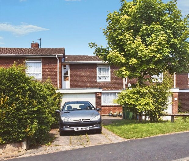 3 Bedroom Terraced House To Rent In Ebden Road, Winchester, SO23