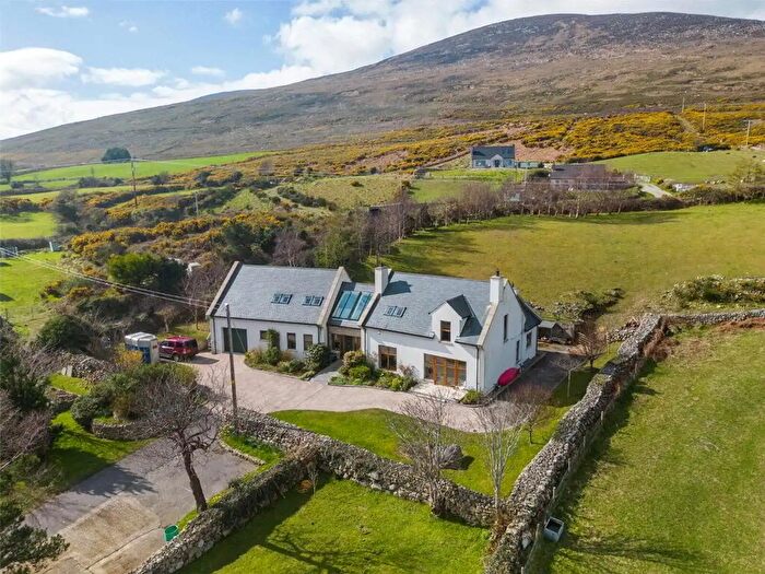 5 Bedroom Detached House For Sale In Ballagh Road, Newcastle, BT33