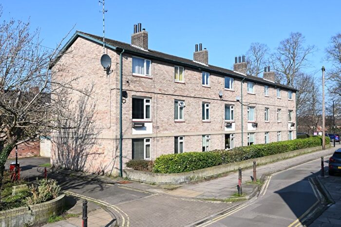 1 Bedroom Flat For Sale In Victor Street, Bishophill, York, YO1