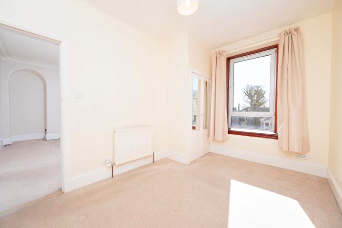 1 Bedroom Flat For Sale In Chestnut Row, Aberdeen, Aberdeen, AB25