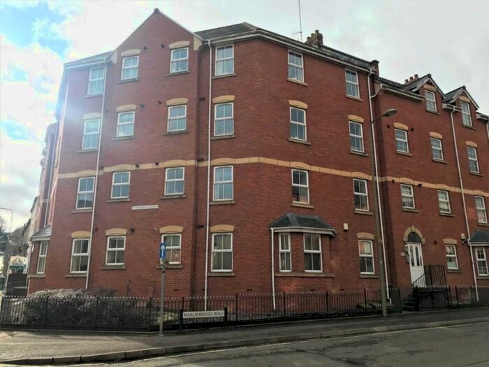2 Bedroom Flat To Rent In Marlborough Road, Banbury, OX16