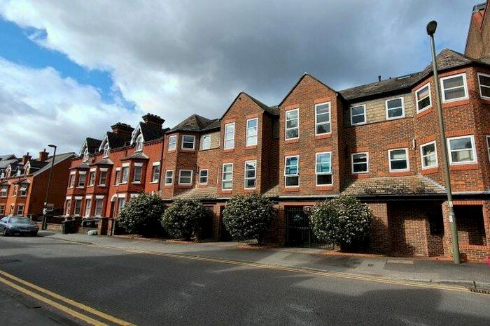 1 Bedroom Flat To Rent In Sydenham Road, Guildford GU1