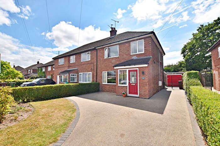 3 Bedroom Semi Detached House For Sale In St. Margarets Gardens, Lincoln, LN6