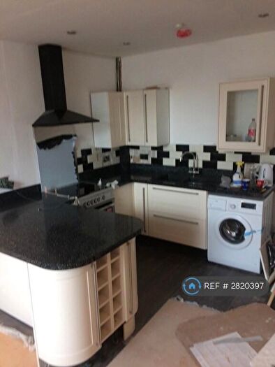 2 Bedroom Flat To Rent In Wells Road, Bristol, BS4