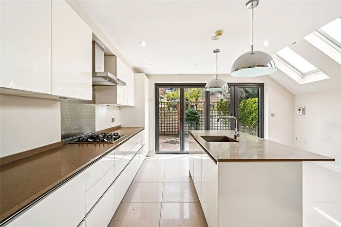 4 Bedroom Terraced House To Rent In Brookville Road, London, SW6