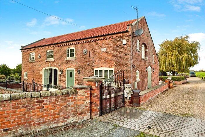 4 Bedroom Detached House For Sale In Ferry Road, Barrow Haven, Barrow-Upon-Humber, Lincolnshire, DN19