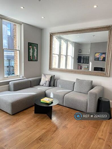 2 Bedroom Flat To Rent In Dalston Lane, London, E8