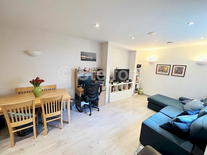 1 Bedroom Flat To Rent In Heath Road, Twickenham, TW1