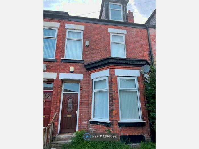 5 Bedroom Terraced House To Rent In Nelson Street, Salford M7