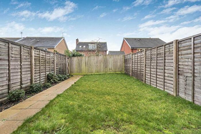 3 Bedroom Property For Sale In Whitby Close, Daventry, NN11