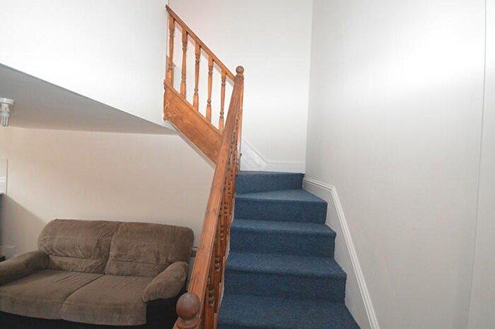 1 Bedroom Maisonette To Rent In |Ref: |, Mede House, Salisbury Street, Southampton, SO15