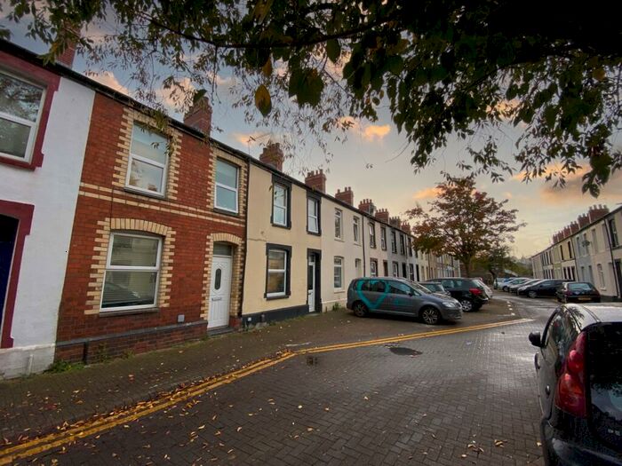 4 Bedroom Terraced House To Rent In Rhymney Street, Cathays, CF24