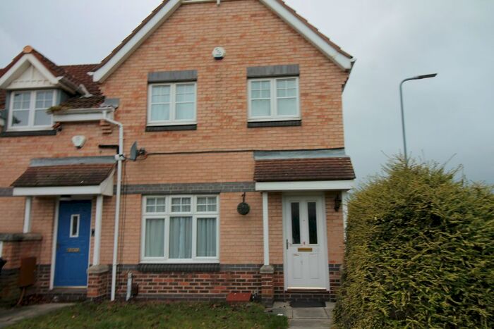 3 Bedroom End Of Terrace House To Rent In The Midfield, Middlesbrough, Teeside, TS5