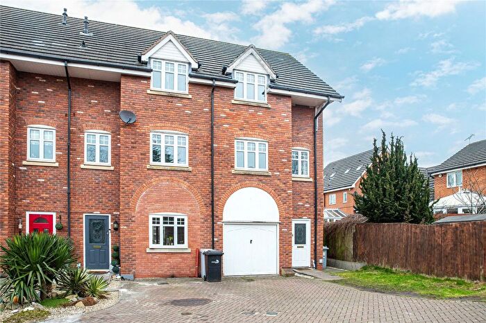3 Bedroom Town House For Sale In Haydn Jones Drive, Nantwich, Cheshire, CW5