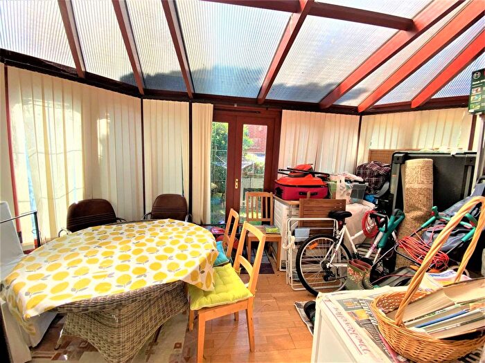 3 Bedroom Terraced House For Sale In Linton Gardens, Beckton, E6