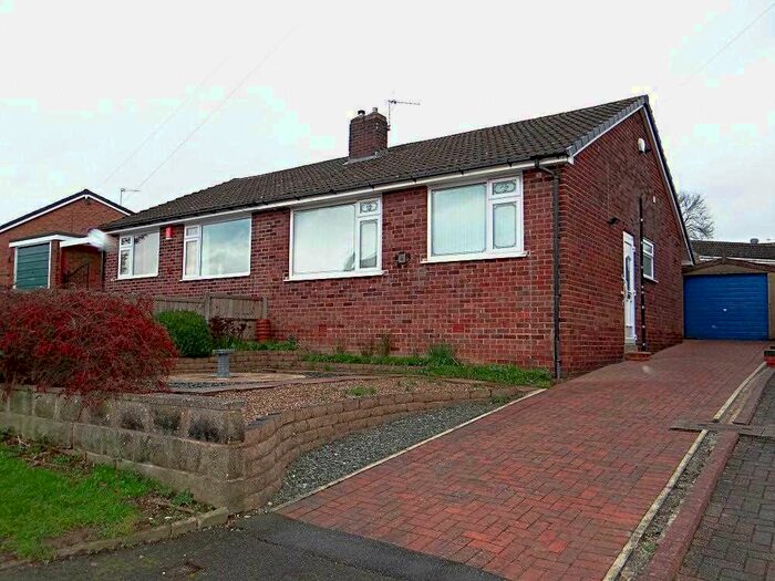 2 Bedroom Bungalow To Rent In Lindale Road, Chesterfield S41