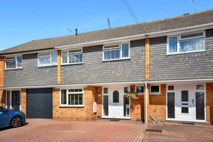 3 Bedroom Terraced House To Rent In Hornbeam Close, Farnborough, Hants, GU14