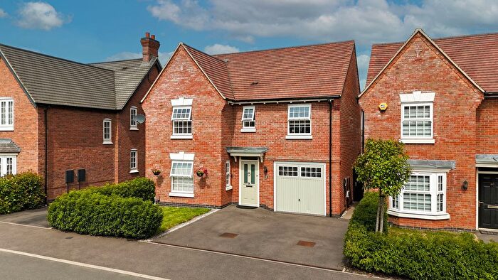 4 Bedroom Detached House For Sale In Irvine Crescent, Lubbesthorpe, LE19