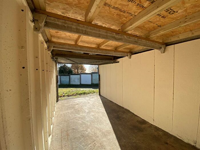 Garage / Parking To Rent In St Francis Road, Salisbury, SP1