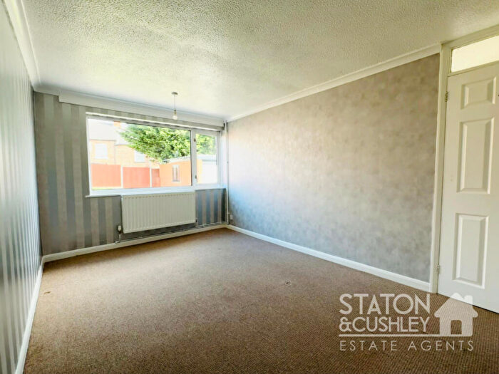 2 Bedroom Detached Bungalow For Sale In Westhill Park, Mansfield Woodhouse, NG19